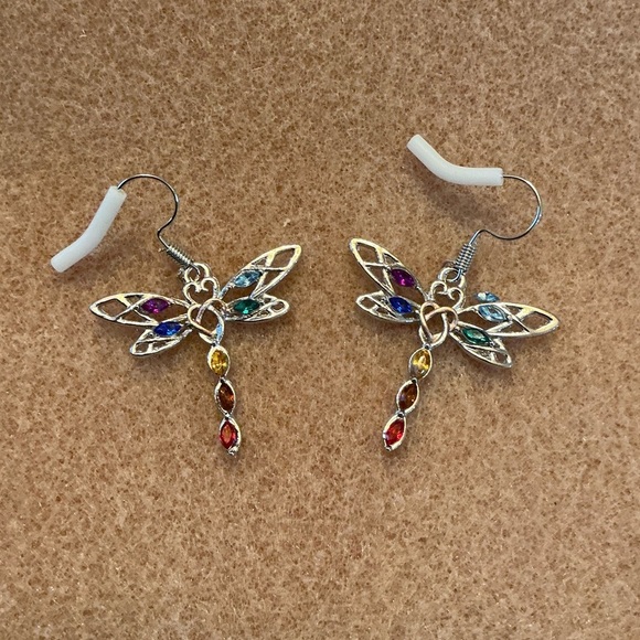 Jewelry - Beautiful pair of Dragonfly Earrings! BN